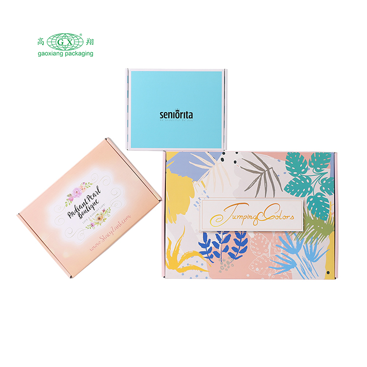 Boîte d'emballage de cadeau en papier de luxe pliable sur mesure chaussures boîte de vêtements boîtes personnalisées